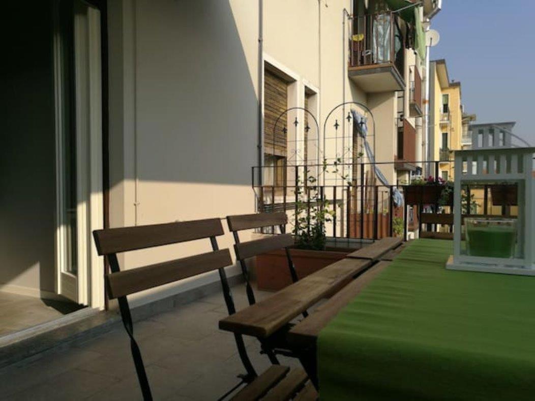 Appartamento Con Grande Terrazzo In Via Lomellina - Lome 527 มิลาน ภายนอก รูปภาพ