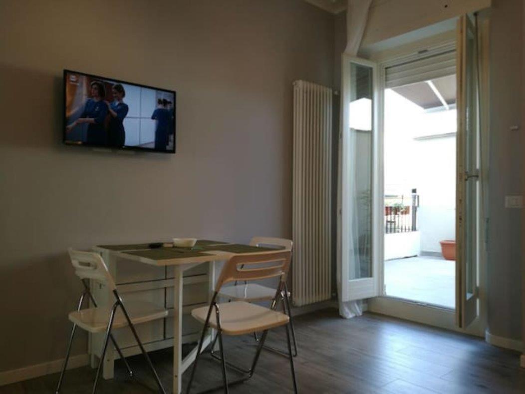 Appartamento Con Grande Terrazzo In Via Lomellina - Lome 527 มิลาน ภายนอก รูปภาพ