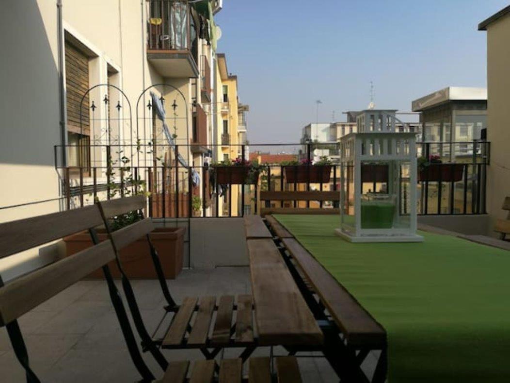Appartamento Con Grande Terrazzo In Via Lomellina - Lome 527 มิลาน ภายนอก รูปภาพ